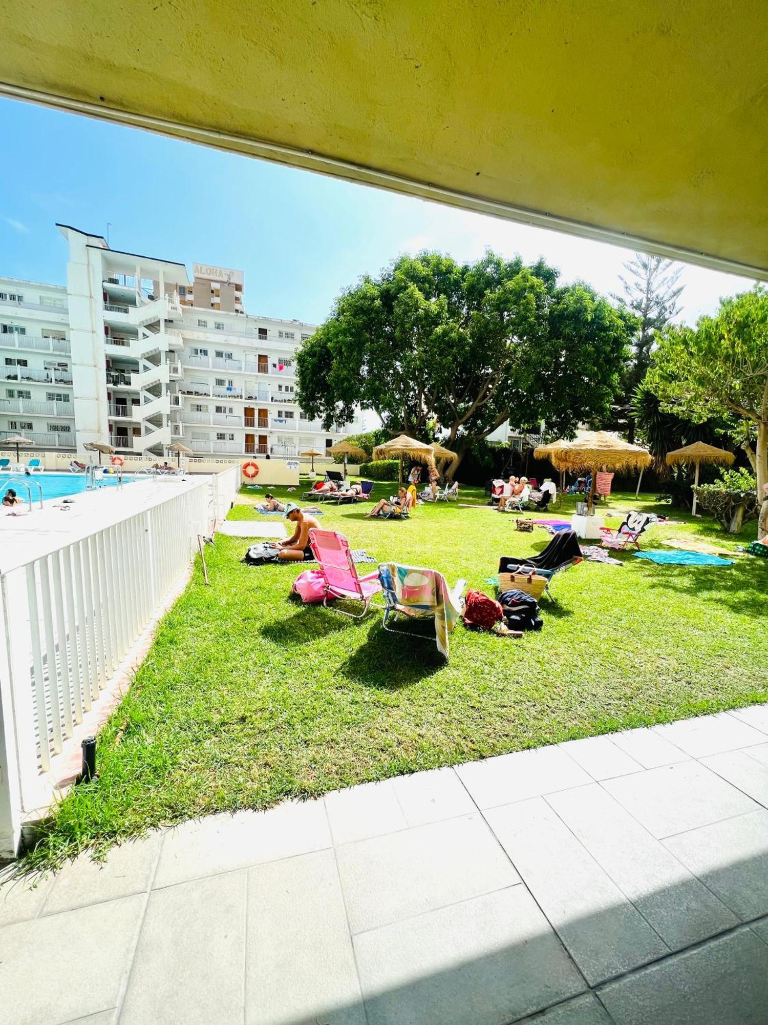 Torremolinos Carihuela Nucleo Cristal Apartment Bagian luar foto