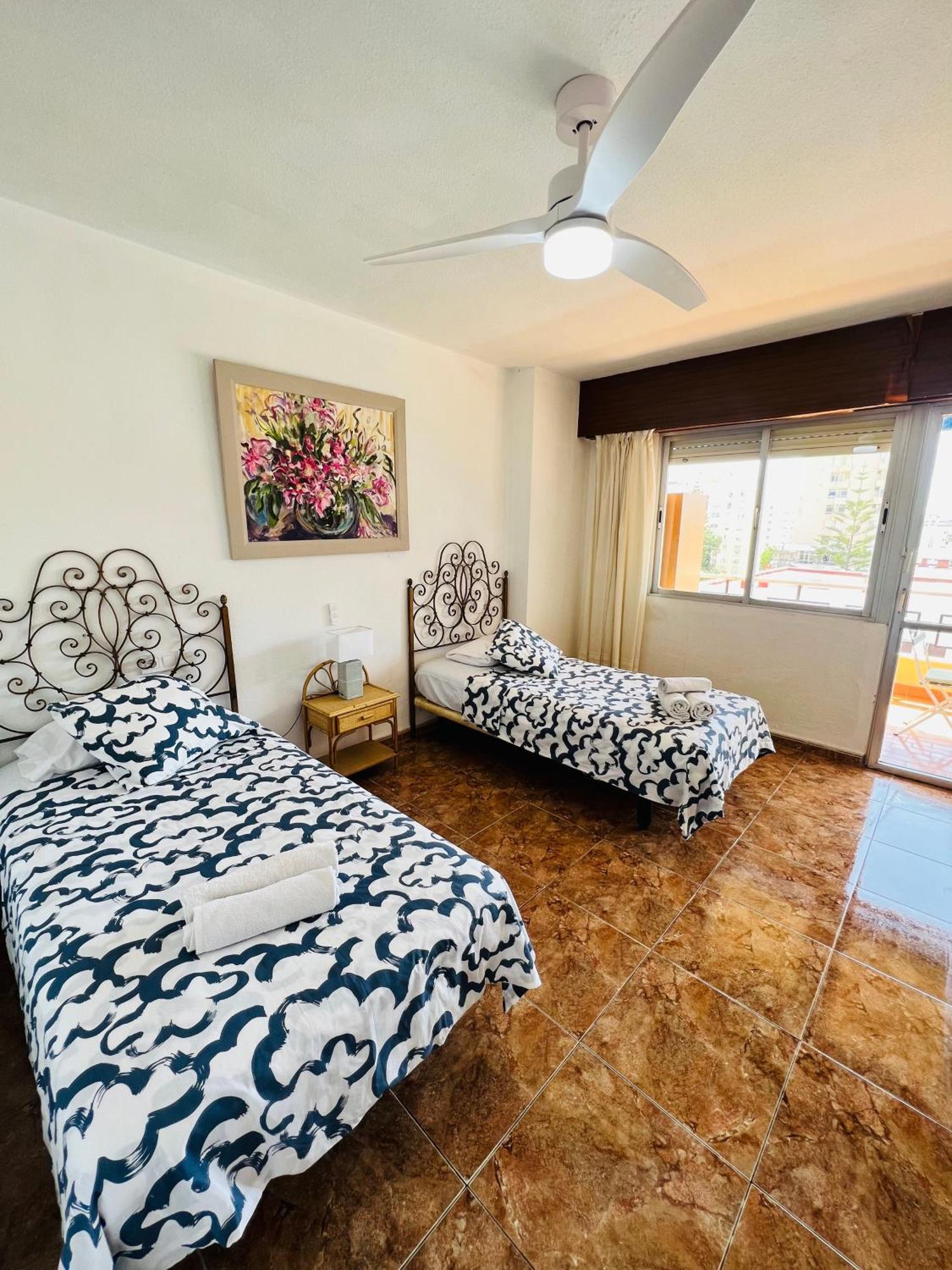 Torremolinos Carihuela Nucleo Cristal Apartment Bagian luar foto